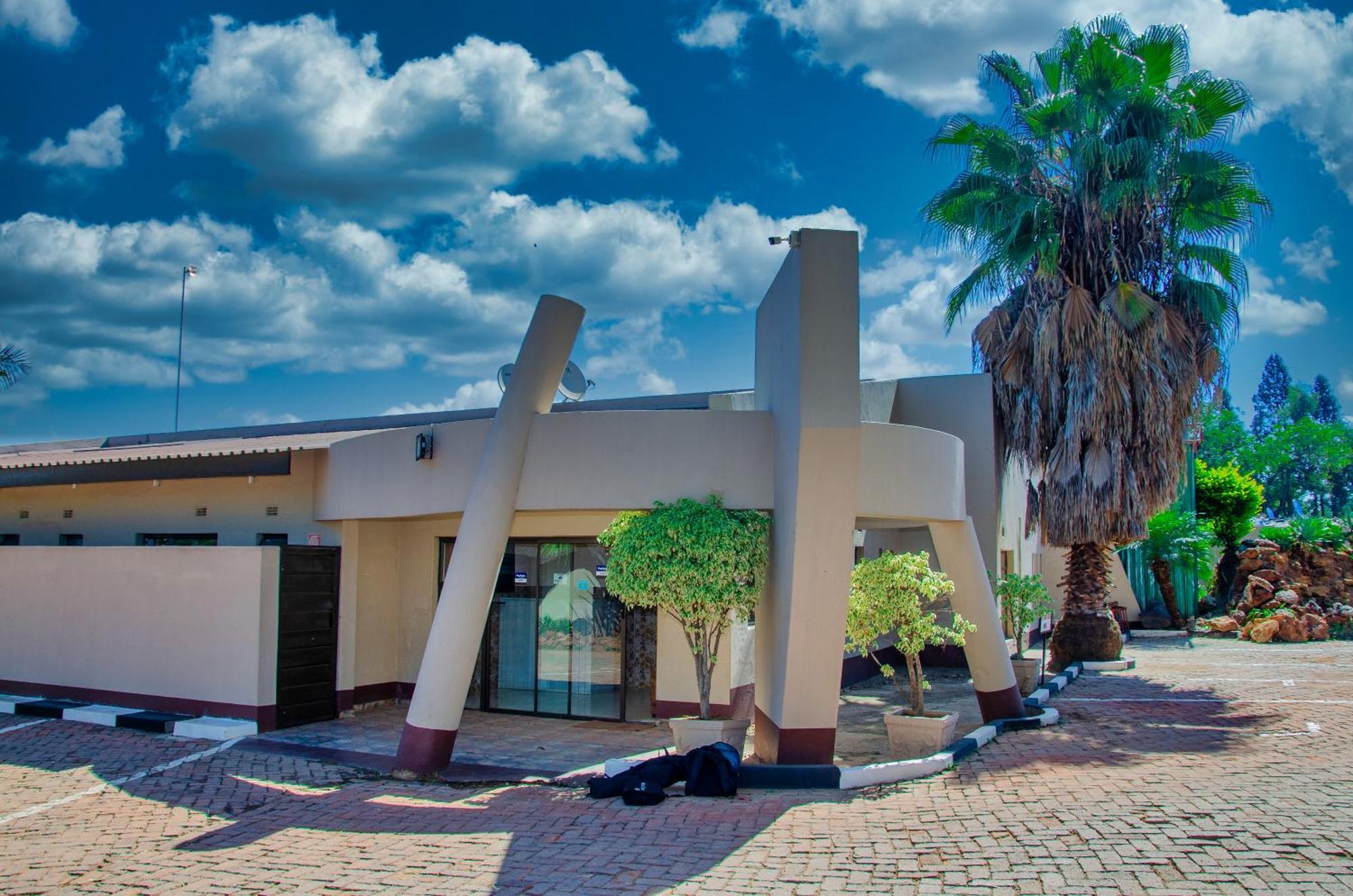 Riverstone Guest Lodge ハラレ エクステリア 写真