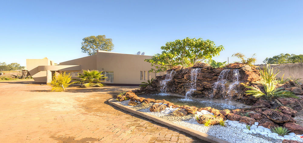Riverstone Guest Lodge ハラレ エクステリア 写真